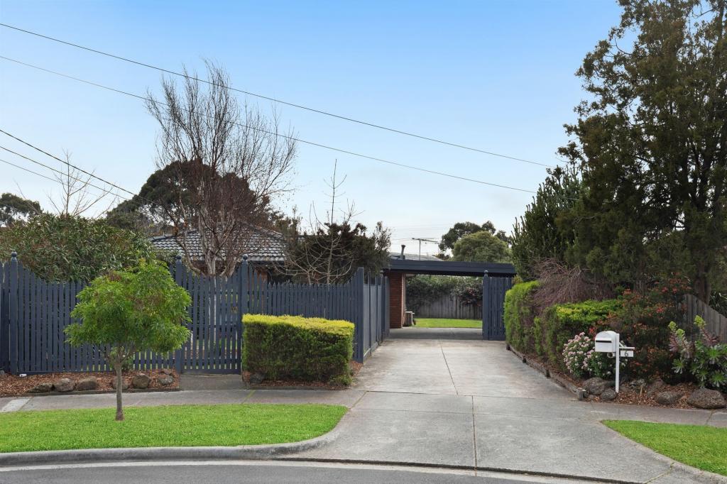 6 Bush Ct, Frankston, VIC 3199