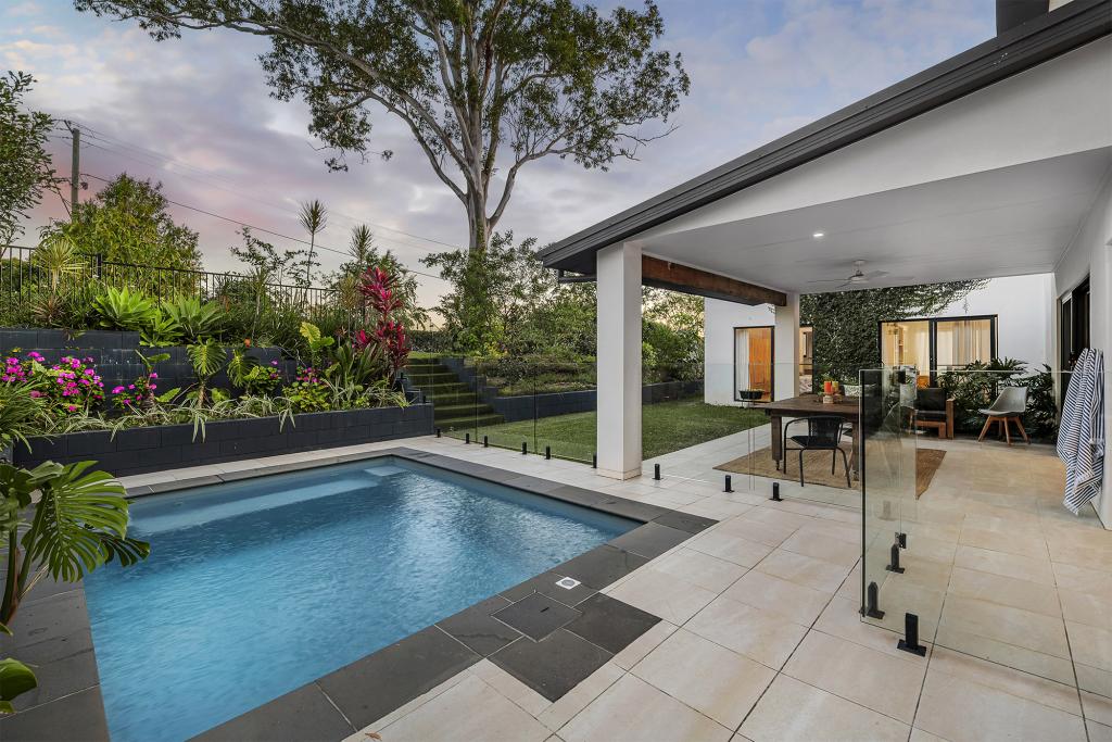 3 Splendid Dr, Bridgeman Downs, QLD 4035
