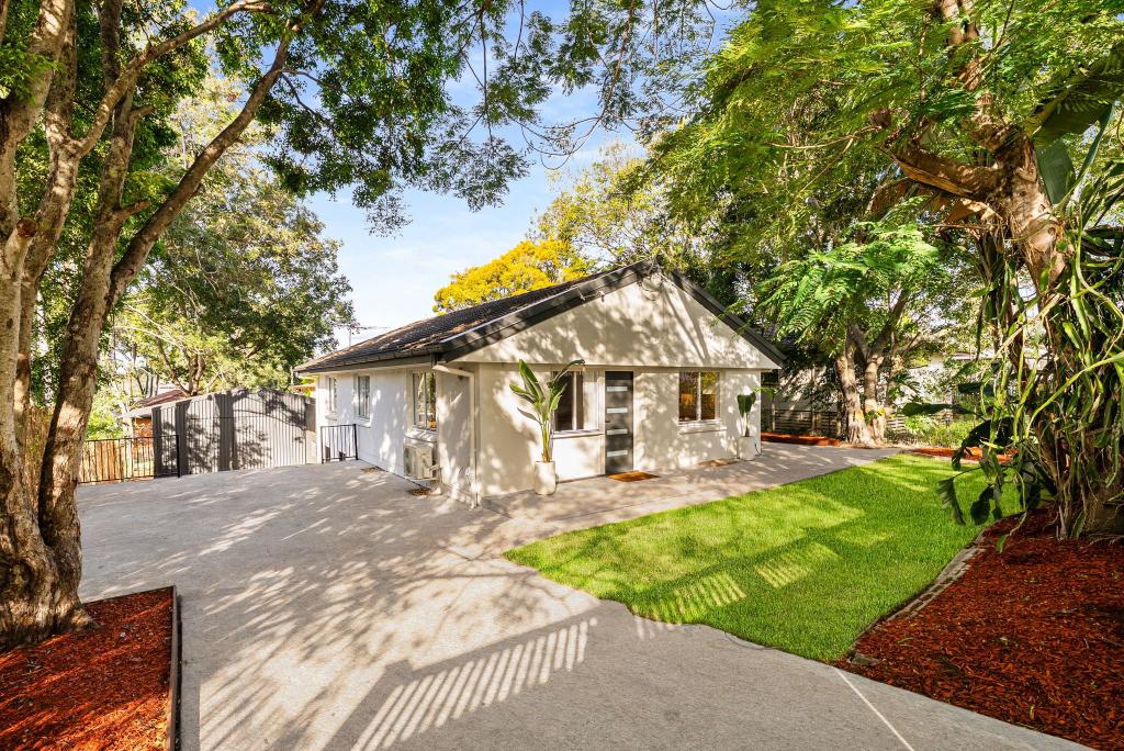 9 Skyline Dr, Kingston, QLD 4114