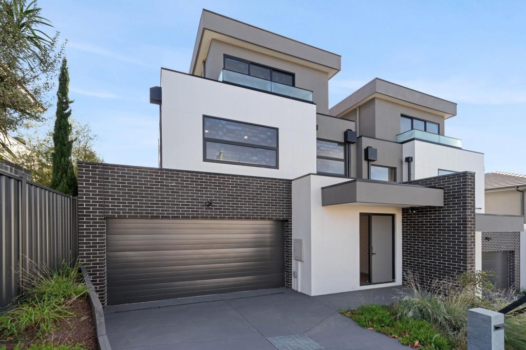 49 Greendale Rd, Doncaster East, VIC 3109