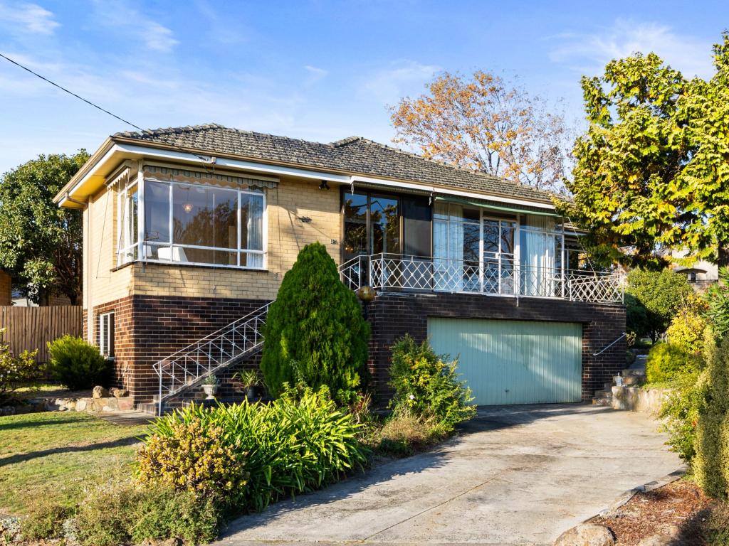 28 Sunhill Rd, Mount Waverley, VIC 3149