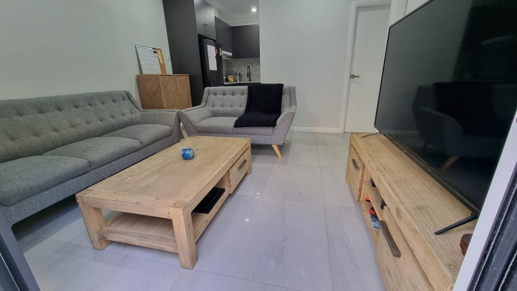 1a Brushtail Ct, Casula, NSW 2170