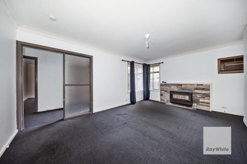 39 Huddersfield Rd, Deer Park, VIC 3023