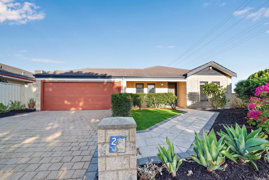 2 Hinckley Pkwy, Hocking, WA 6065