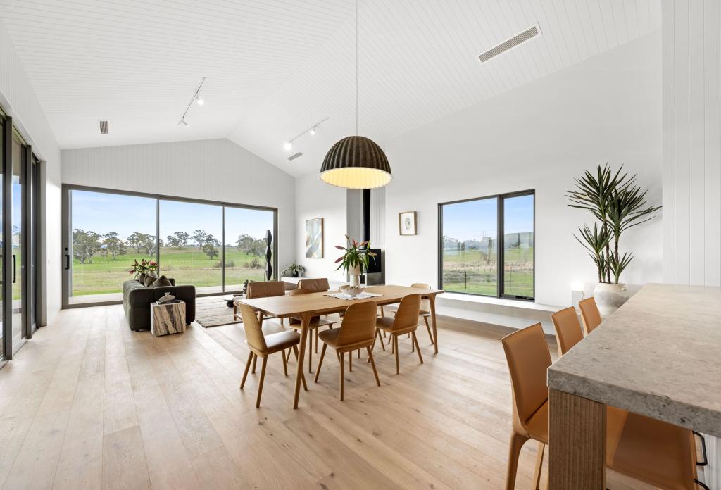 7 Greenslopes Ave, Mansfield, VIC 3722