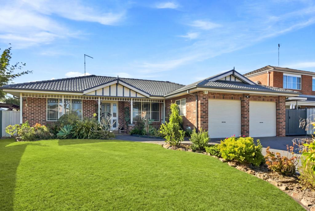 33 Esk Ave, Green Valley, NSW 2168