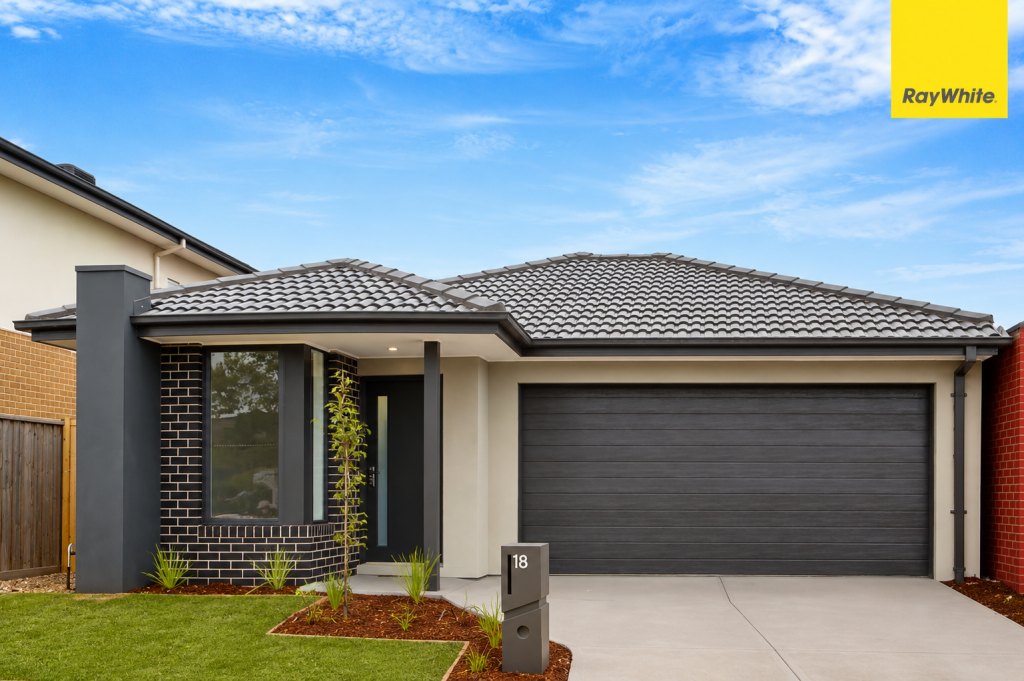 18 Leopold St, Strathtulloh, VIC 3338