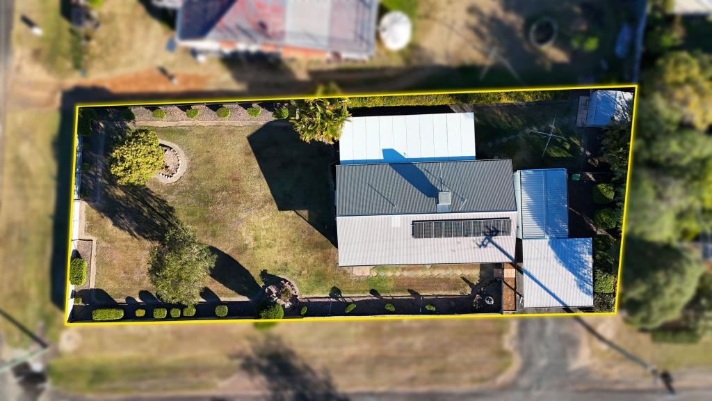 4 Annette St, Toogoolawah, QLD 4313