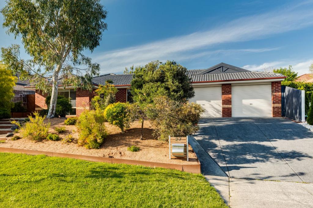 27 Fieldstone Bvd, Beaconsfield, VIC 3807