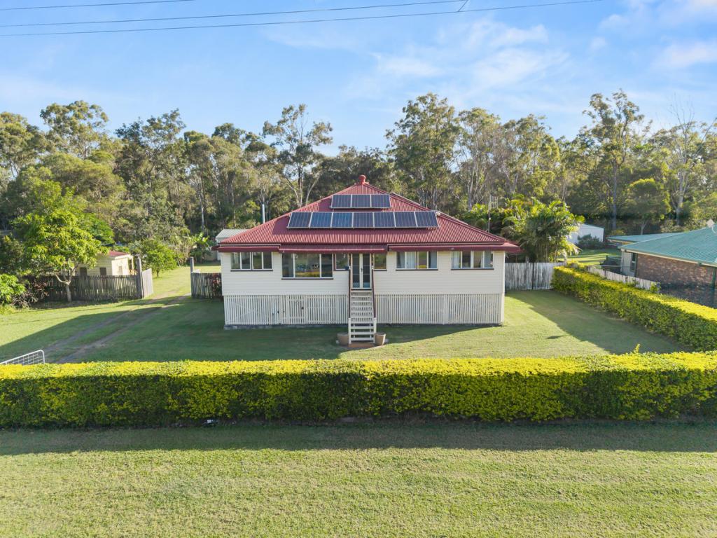 102 Thomas St, Howard, QLD 4659