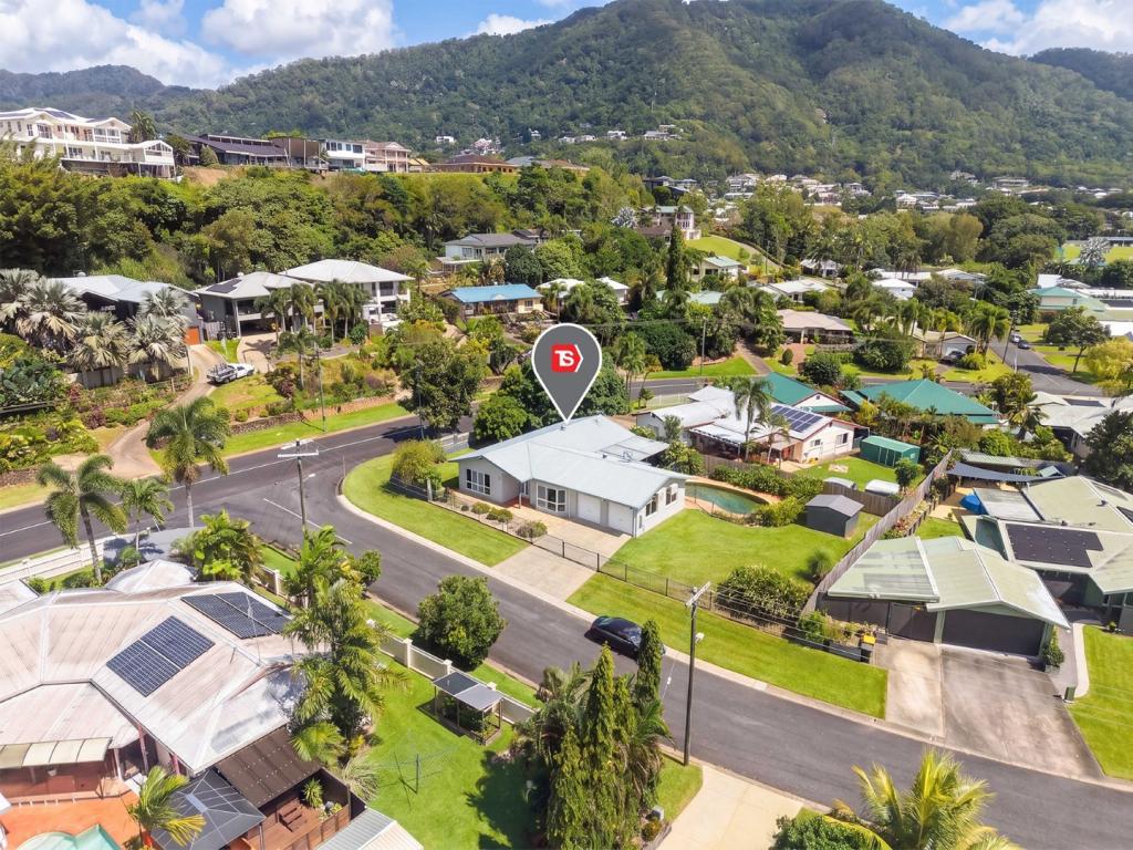 72 Callum St, Mooroobool, QLD 4870