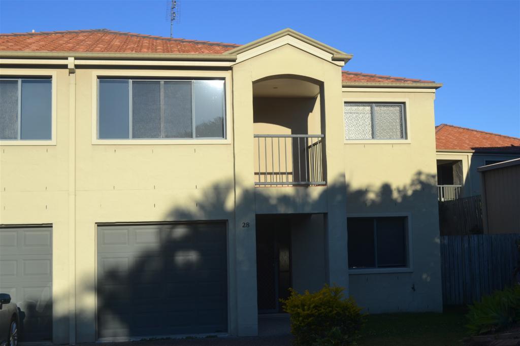 28/1-15 Santa Isobel Bvd, Pacific Pines, QLD 4211