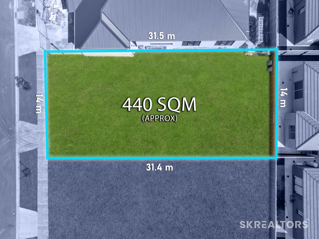 22 GOULD CRES, MICKLEHAM, VIC 3064