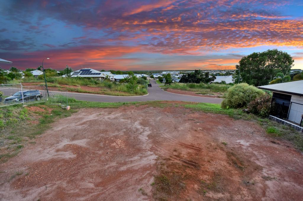 38 Deane Cres, Rosebery, NT 0832