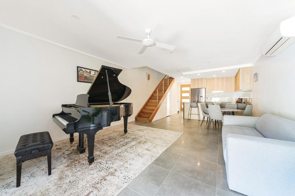 20 Florabella Dr, Robina, QLD 4226