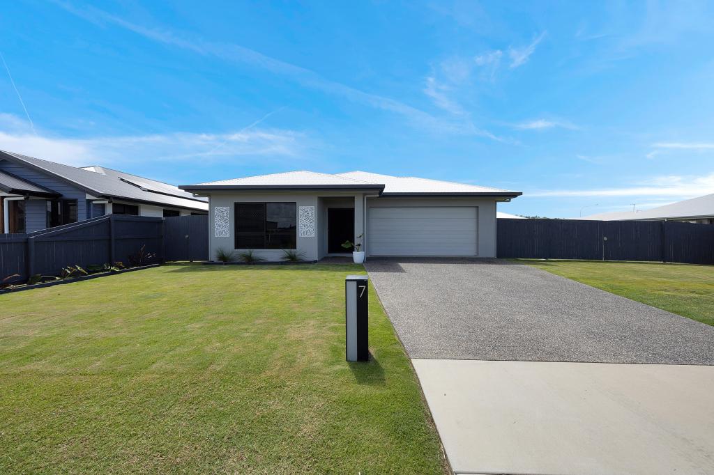 7 Coot St, Rural View, QLD 4740