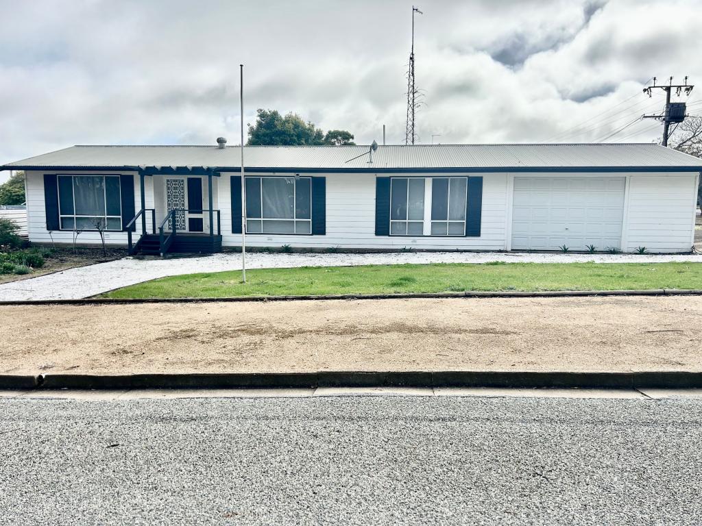 2-4 Caroline St, Maitland, SA 5573