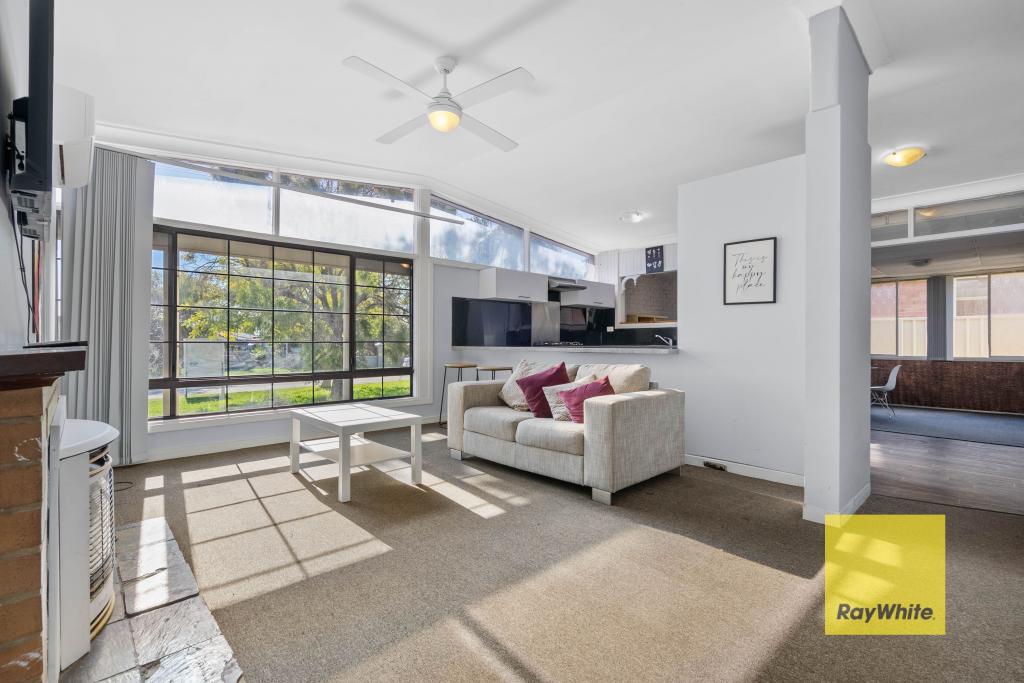 12a Stephenson Rd, Gosnells, WA 6110