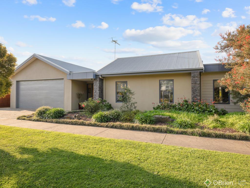 34 Seagrove Way, Cowes, VIC 3922