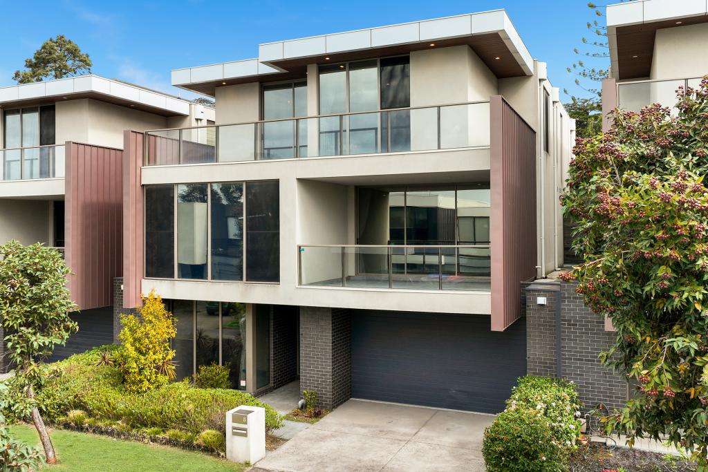 8 Monterey Cl, Kew, VIC 3101