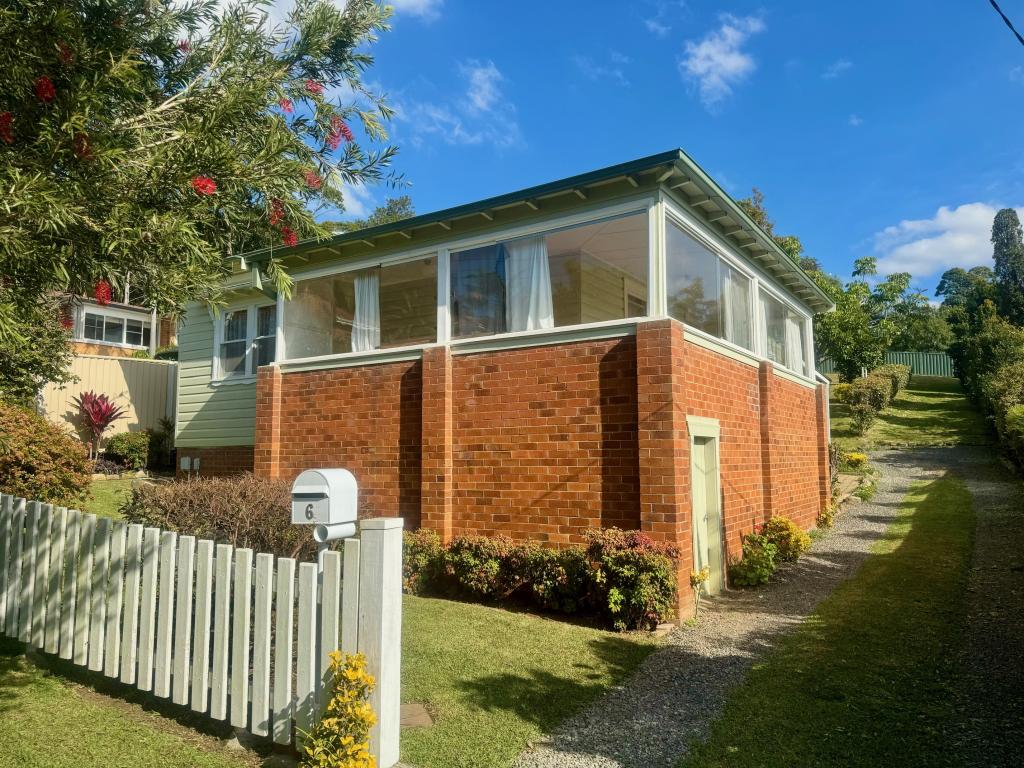 6 Mckenzie Ave, Wollongong, NSW 2500