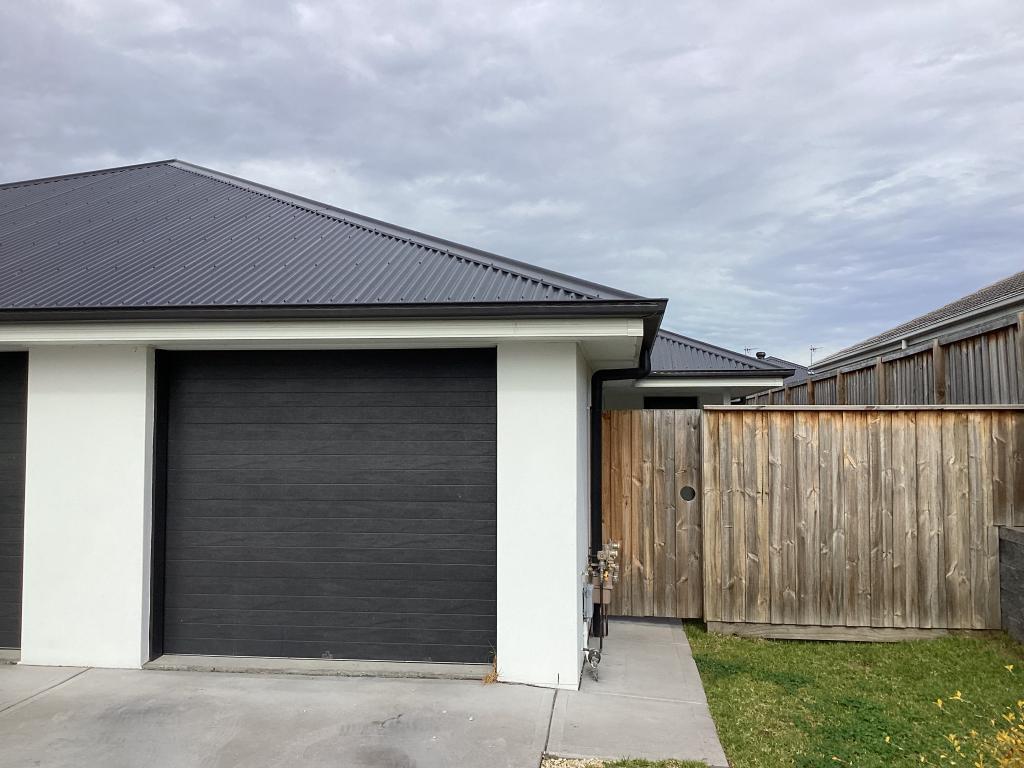 2/24 Mcglinchey Cres, Thornton, NSW 2322