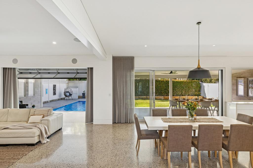 10 Binburra Ave, Toowoon Bay, NSW 2261