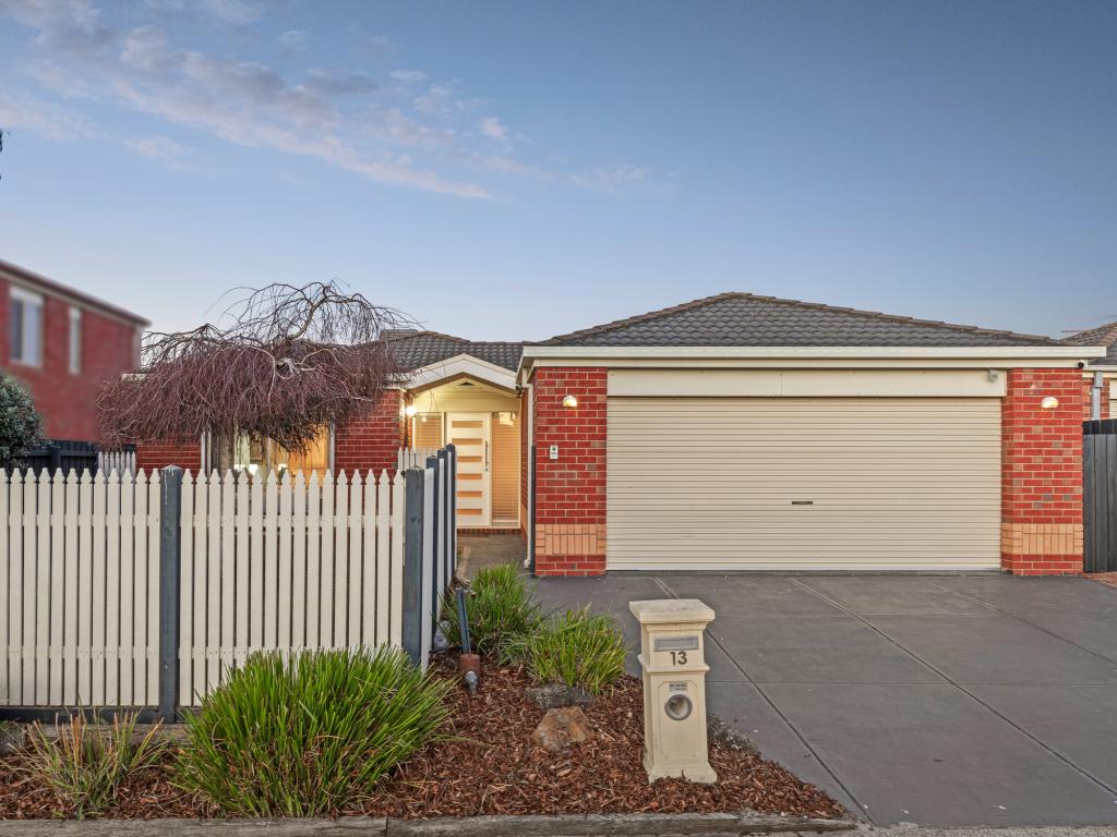 13 VICTORY WAY, CARRUM DOWNS, VIC 3201