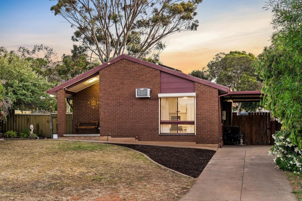 42 Karrawirra Cl, Craigmore, SA 5114