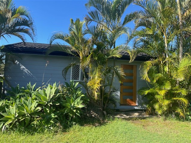 11 Hillside Dr, Daisy Hill, QLD 4127