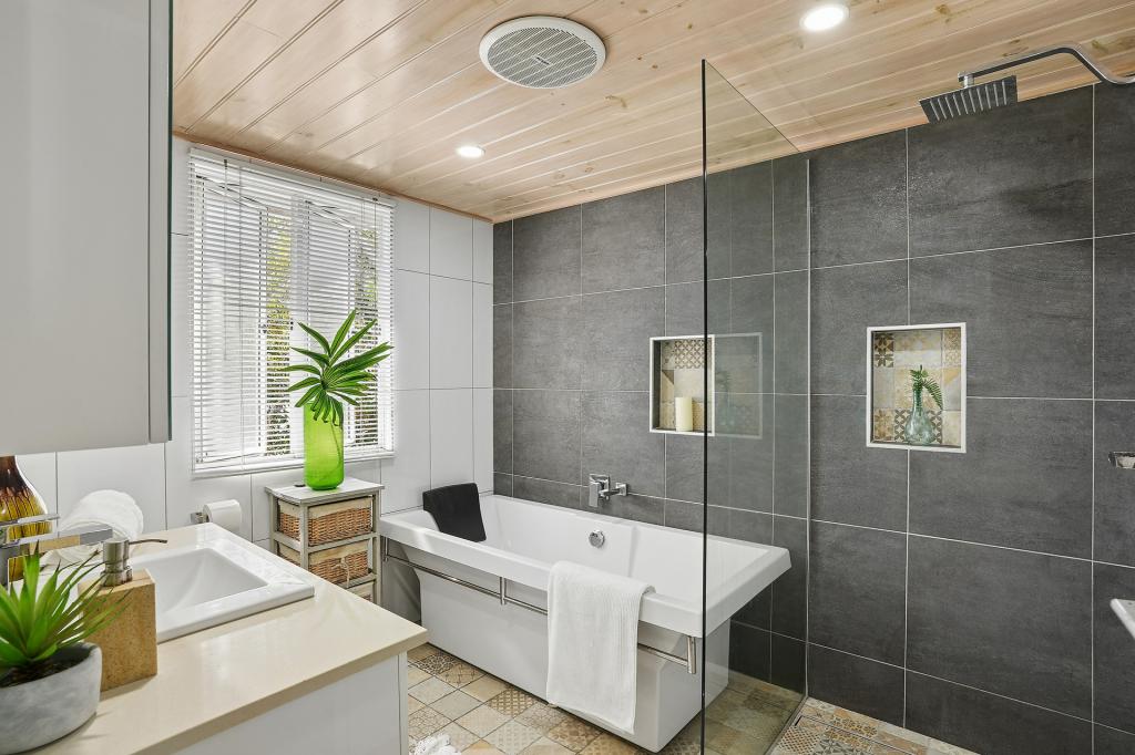 44 Queens Rd, Hermit Park, QLD 4812