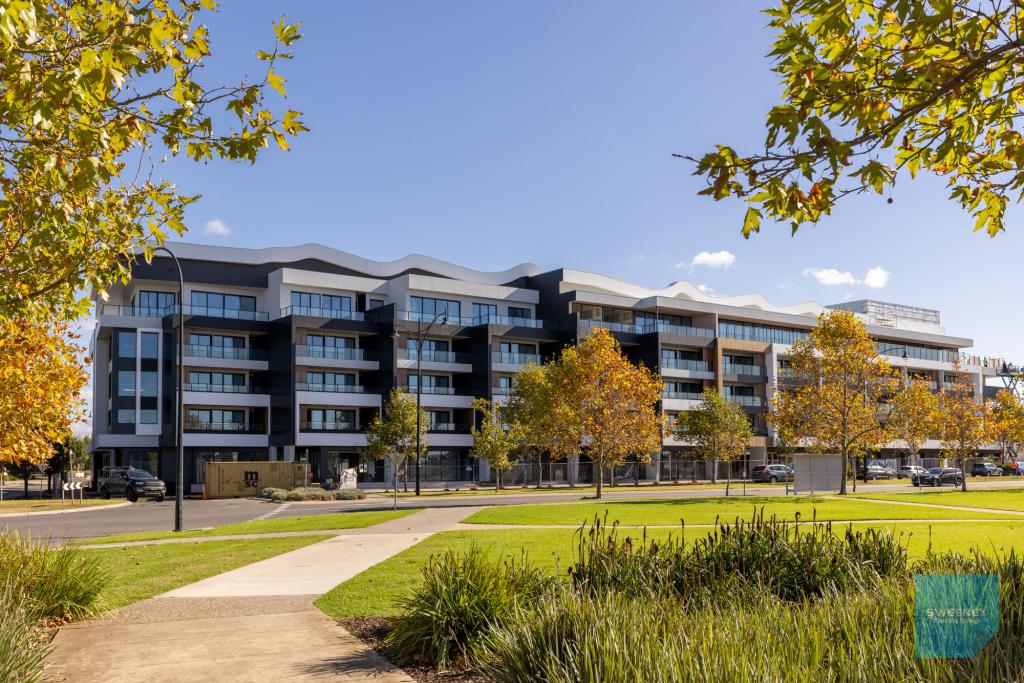 207/173 Caroline Springs Bvd, Caroline Springs, VIC 3023