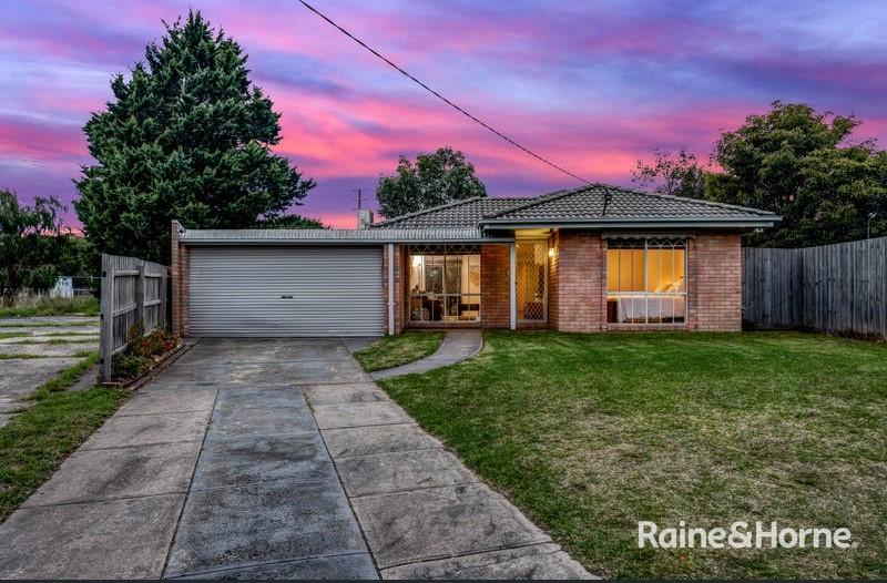 12 Darcy Ct, Cranbourne, VIC 3977