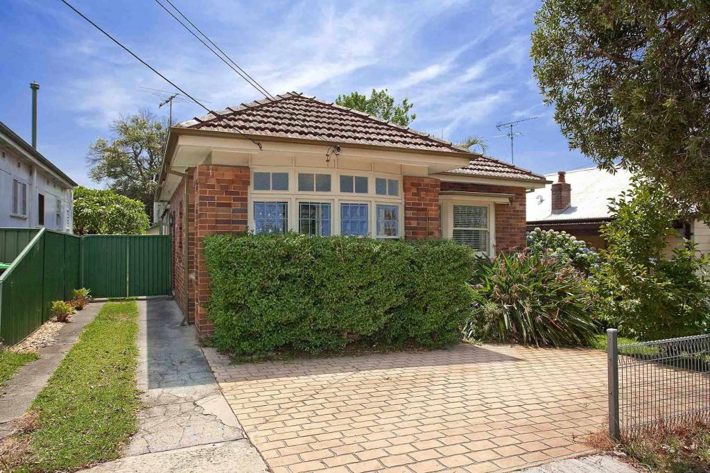 28 Boundary Rd, Mortdale, NSW 2223
