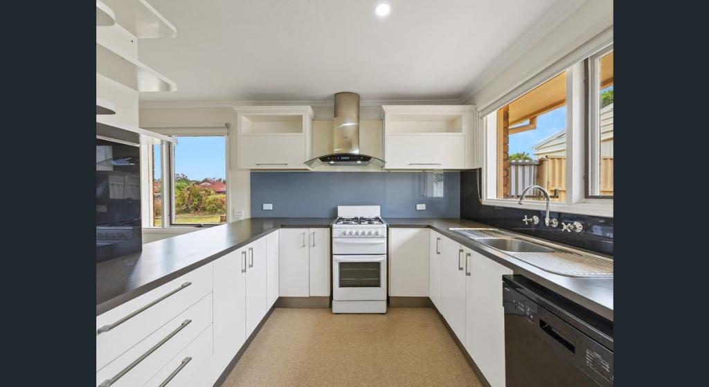 19 Barcelona Rd, Noarlunga Downs, SA 5168
