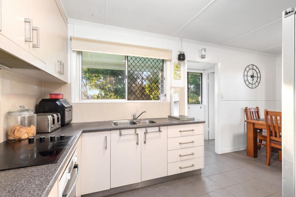 16 Wynne Pde, Maryborough, QLD 4650