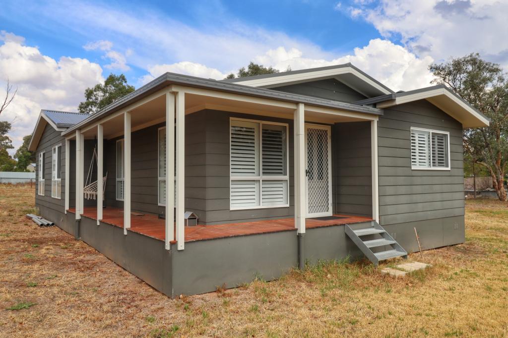 13 Campbell St, Wattamondara, NSW 2794