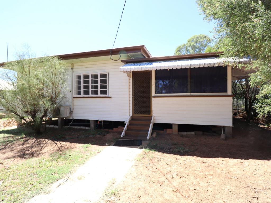 8 William St, Roma, QLD 4455