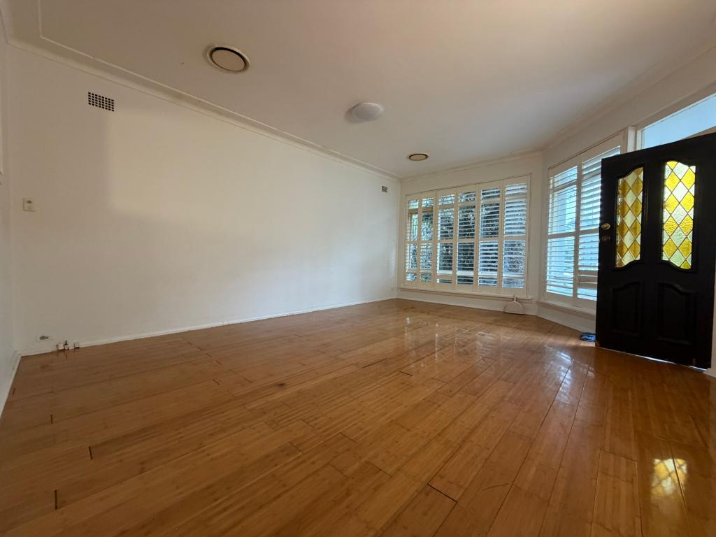 16 Vanessa St, Beverly Hills, NSW 2209