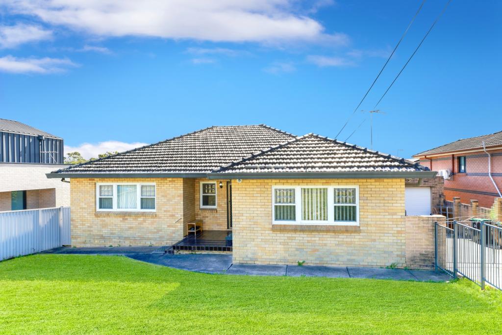 106 Bossley Rd, Bossley Park, NSW 2176