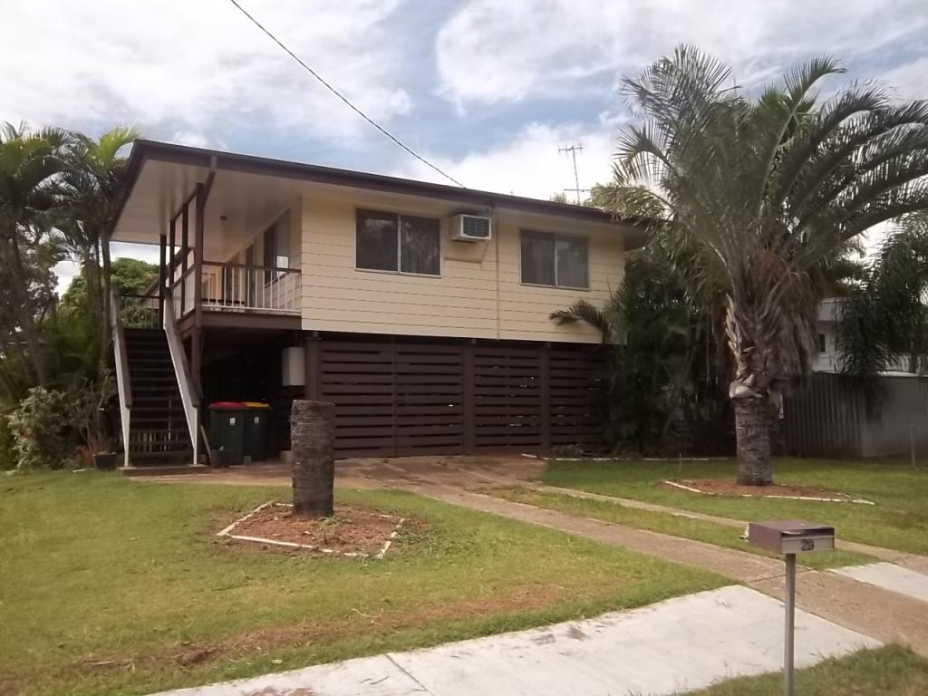 29 HANNAN DR, MORANBAH, QLD 4744