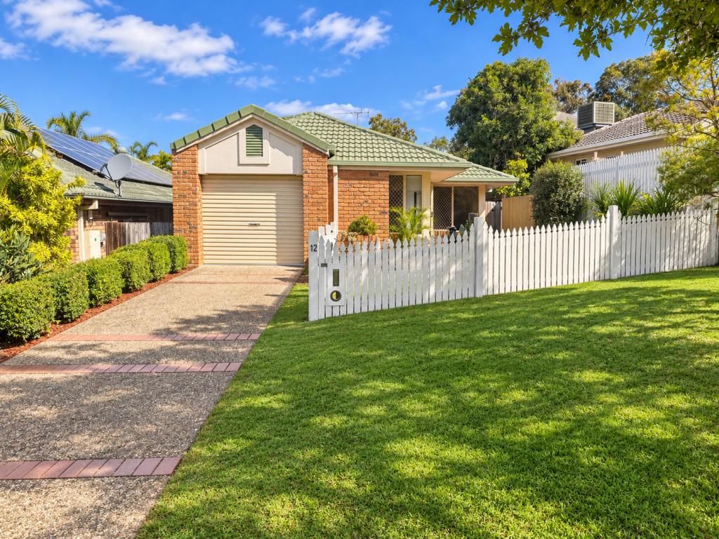 12 LAWSON PL, FOREST LAKE, QLD 4078