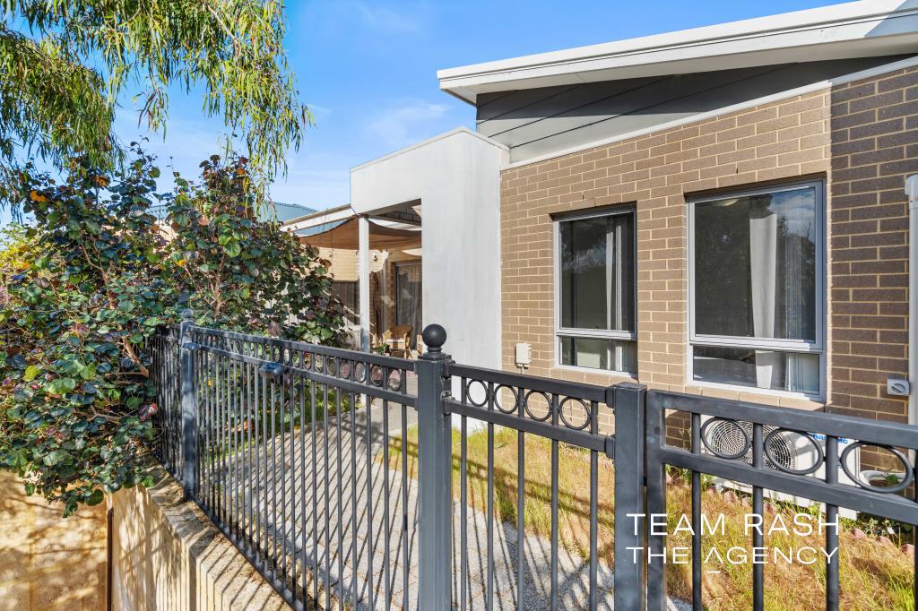 1/11 BRENTFORD PDE, WELLARD, WA 6170