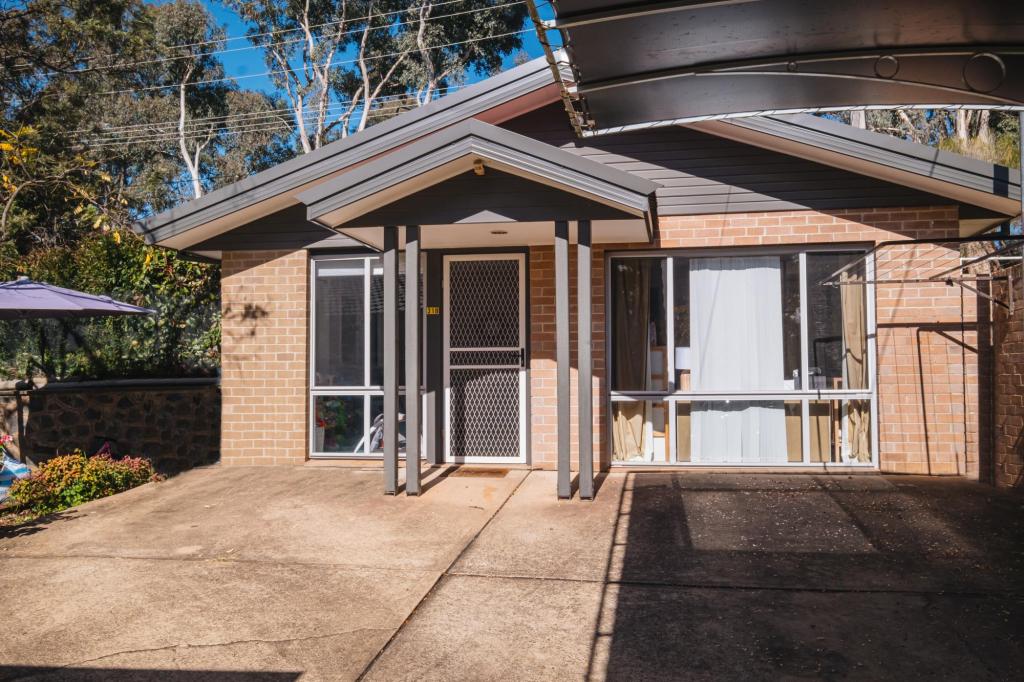 2/31 Biraban Pl, Macquarie, ACT 2614