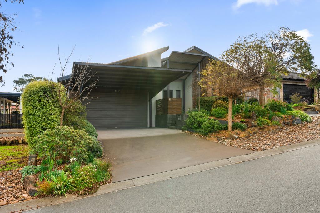 12 Menzel Cres, Dunlop, ACT 2615