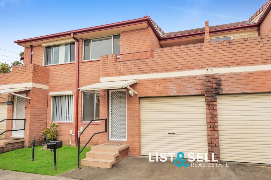 2/14 Bunbury Rd, Macquarie Fields, NSW 2564