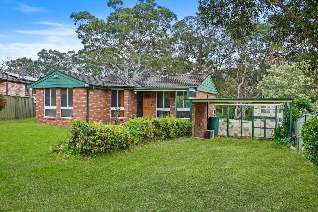 13 Bundy Cl, Macquarie Fields, NSW 2564