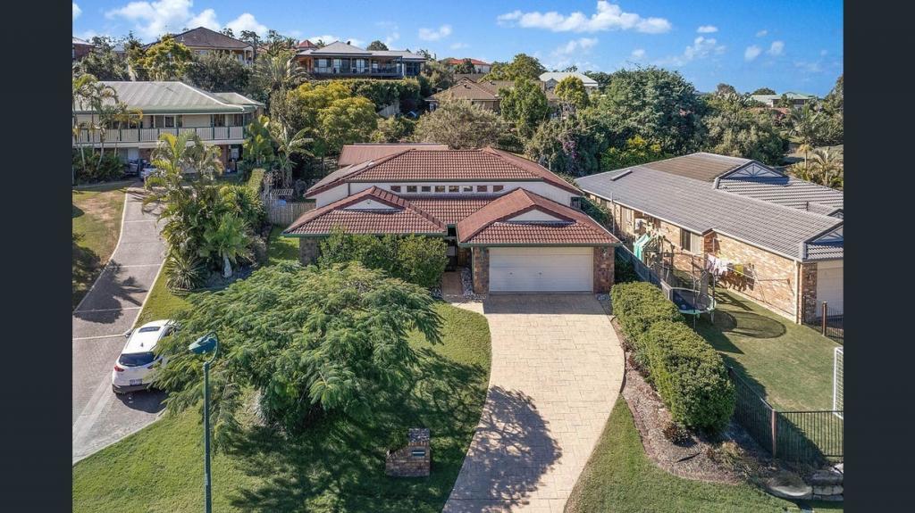 8 Fiddle Ct, Arana Hills, QLD 4054