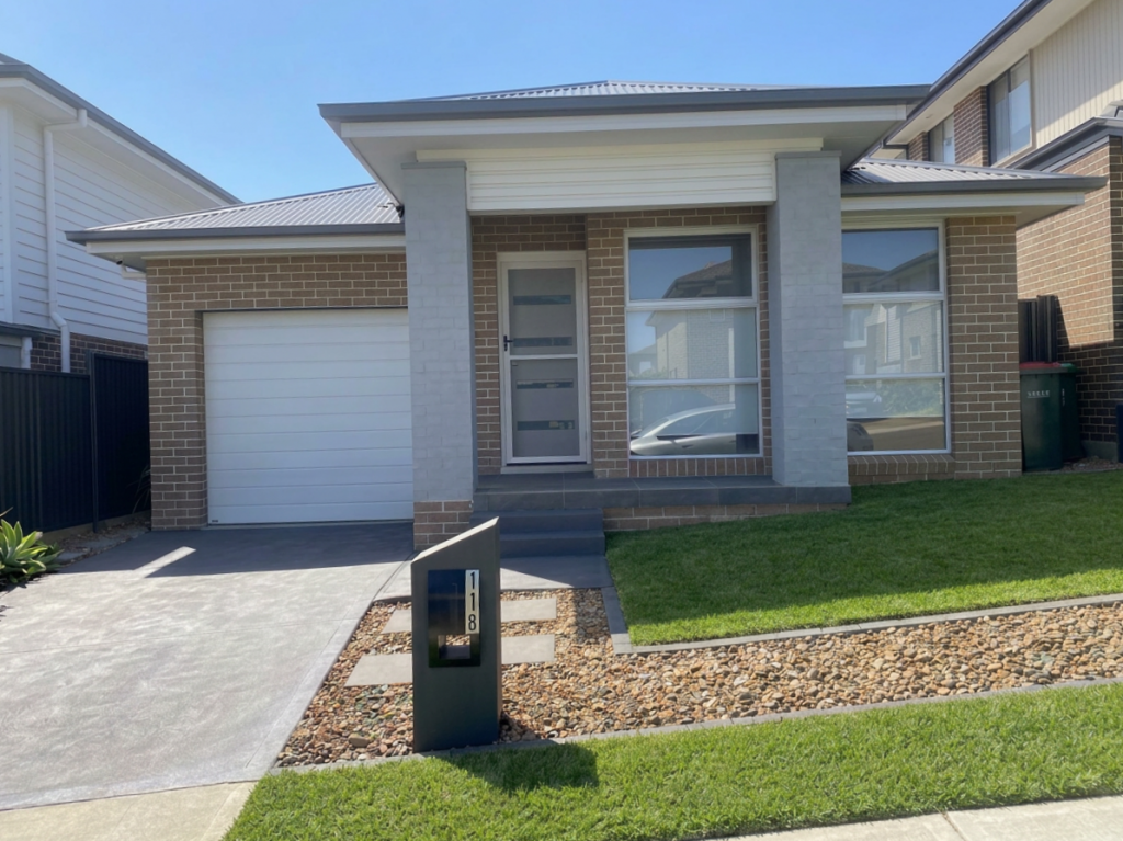 118 Flemington Pkwy, Box Hill, NSW 2765