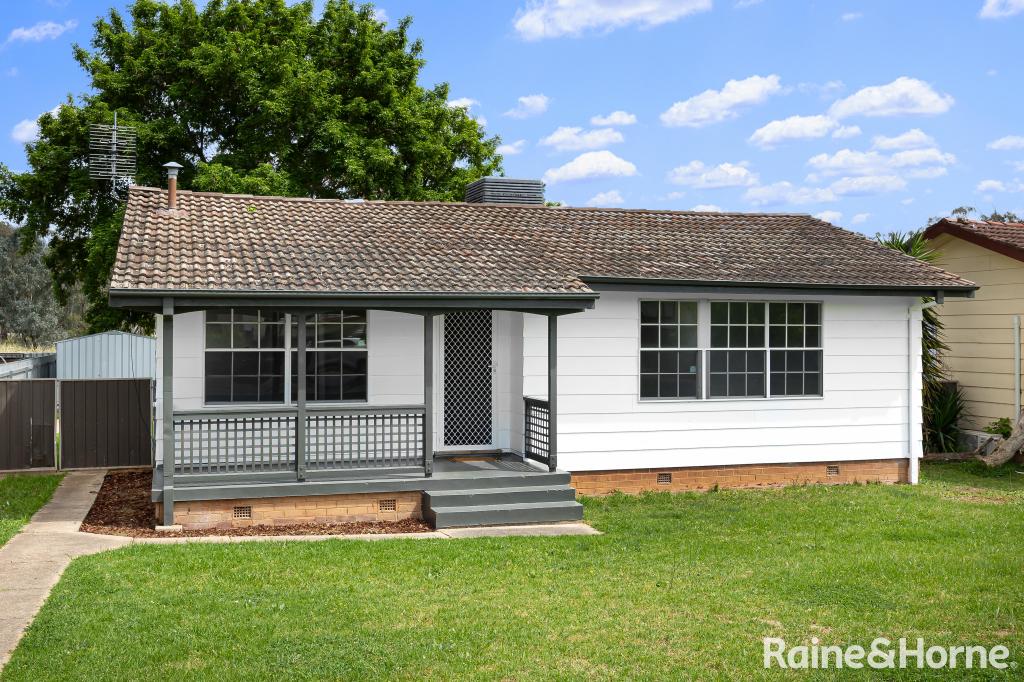 40 Adams St, Ashmont, NSW 2650